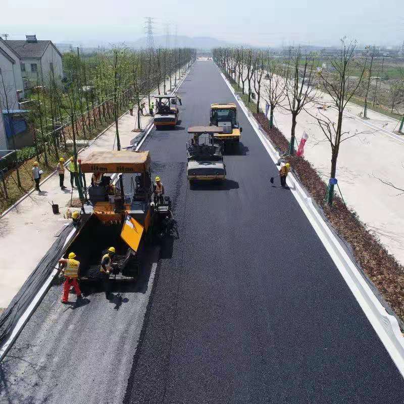 瀝青混凝土攤鋪案例