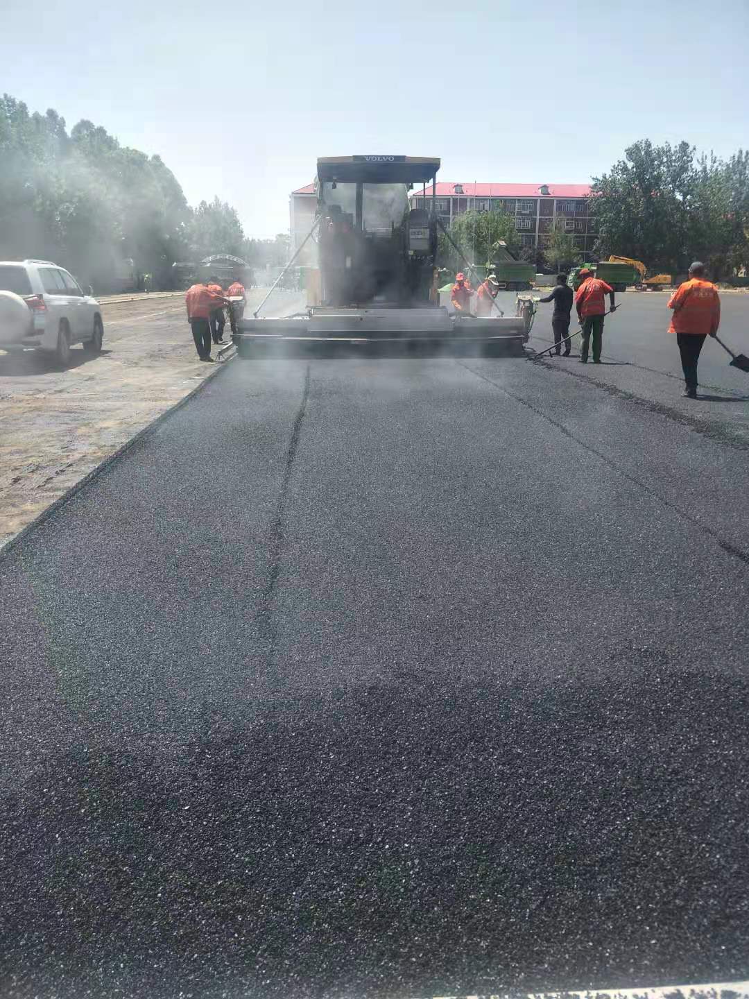 瀝青混凝土攤鋪案例
